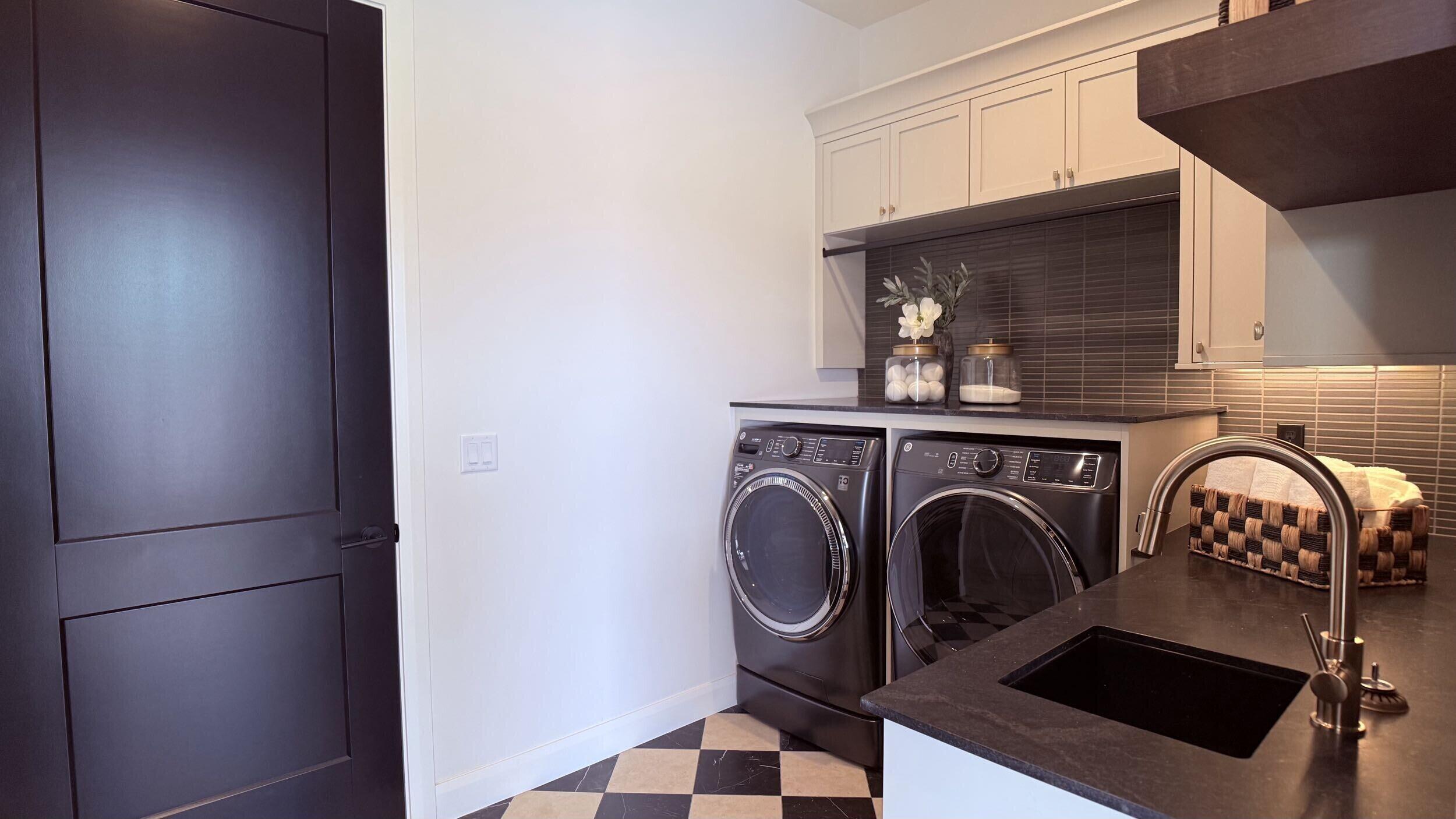 SUNIVA - Residential