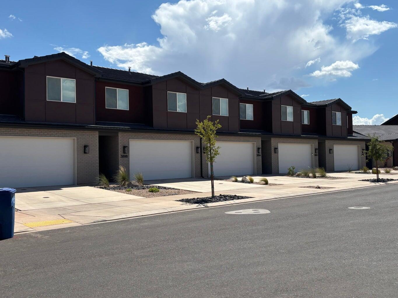 RISE AT CORAL CANYON - Residential