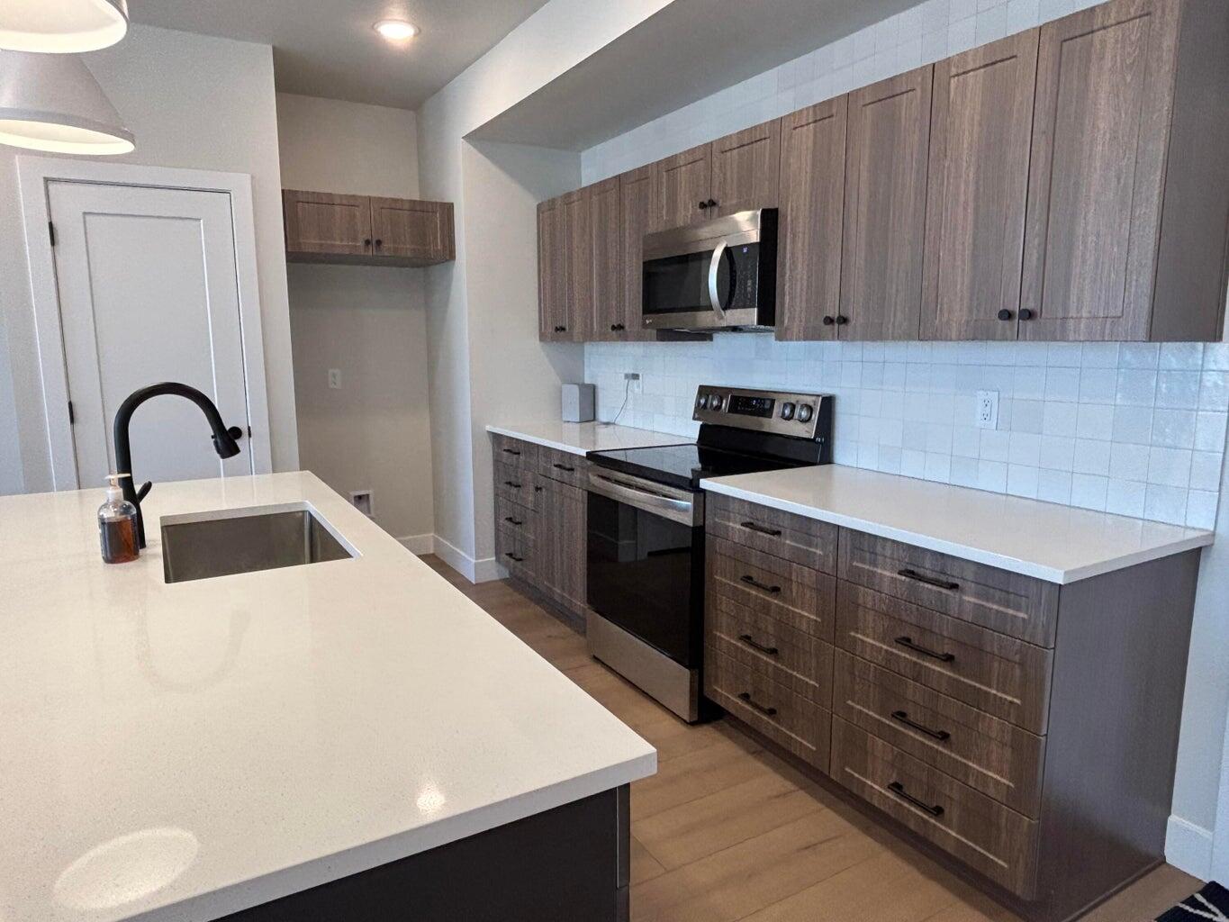 RISE AT CORAL CANYON - Residential