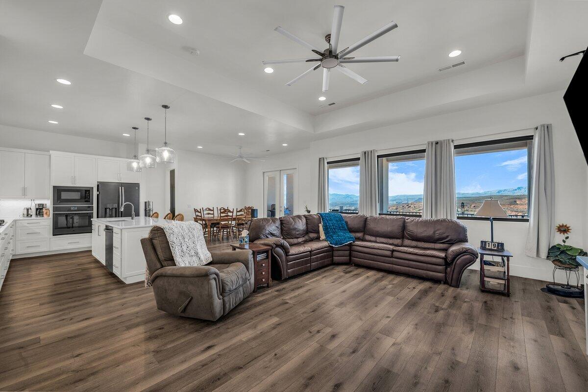 GRAND HEIGHTS - Residential