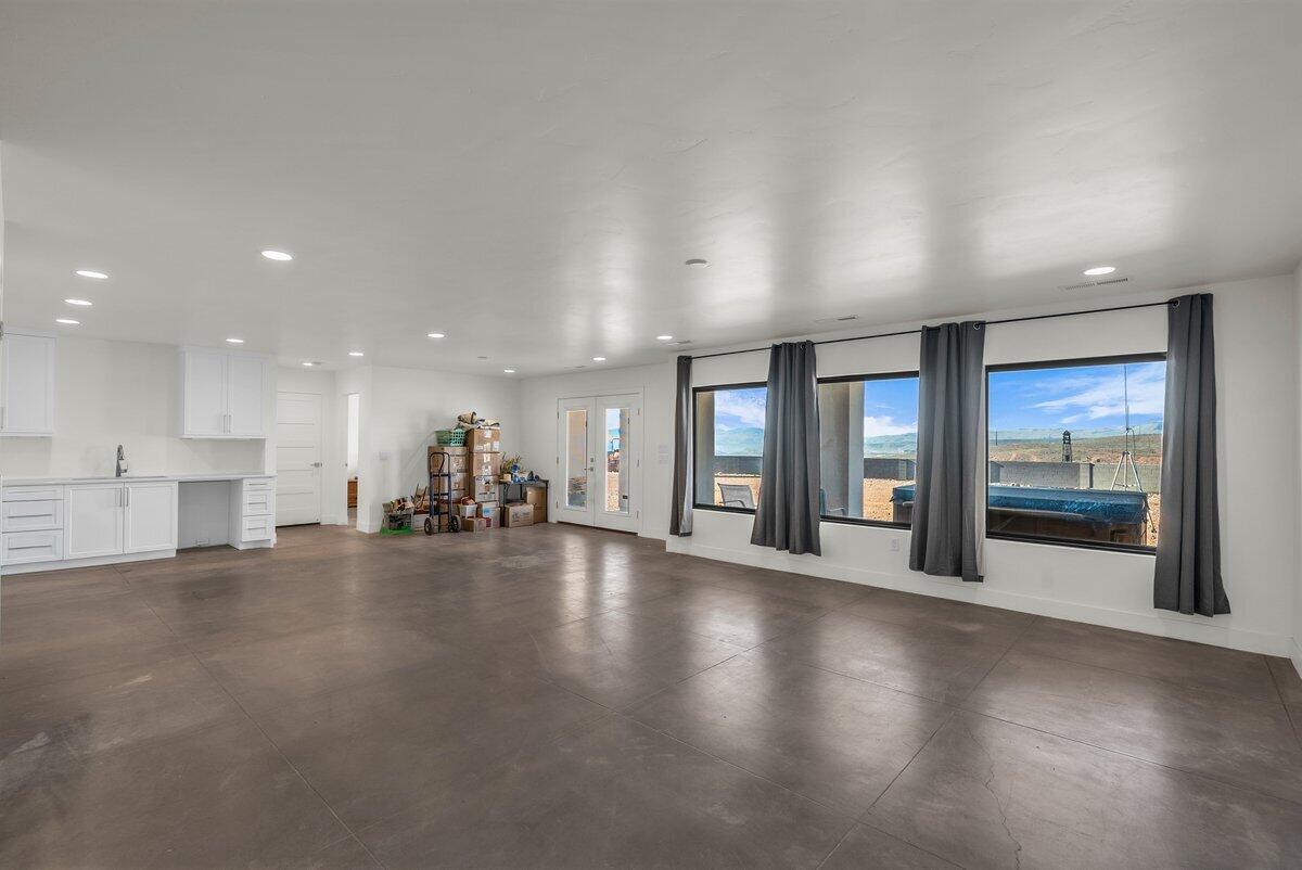 GRAND HEIGHTS - Residential