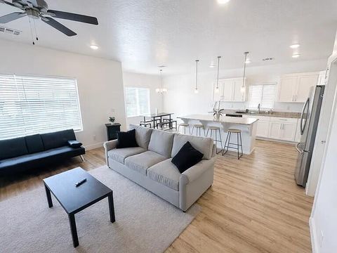 Tiny photo for 539 S STEWART CREEK, Washington, UT 84780 (MLS # 26-270590)