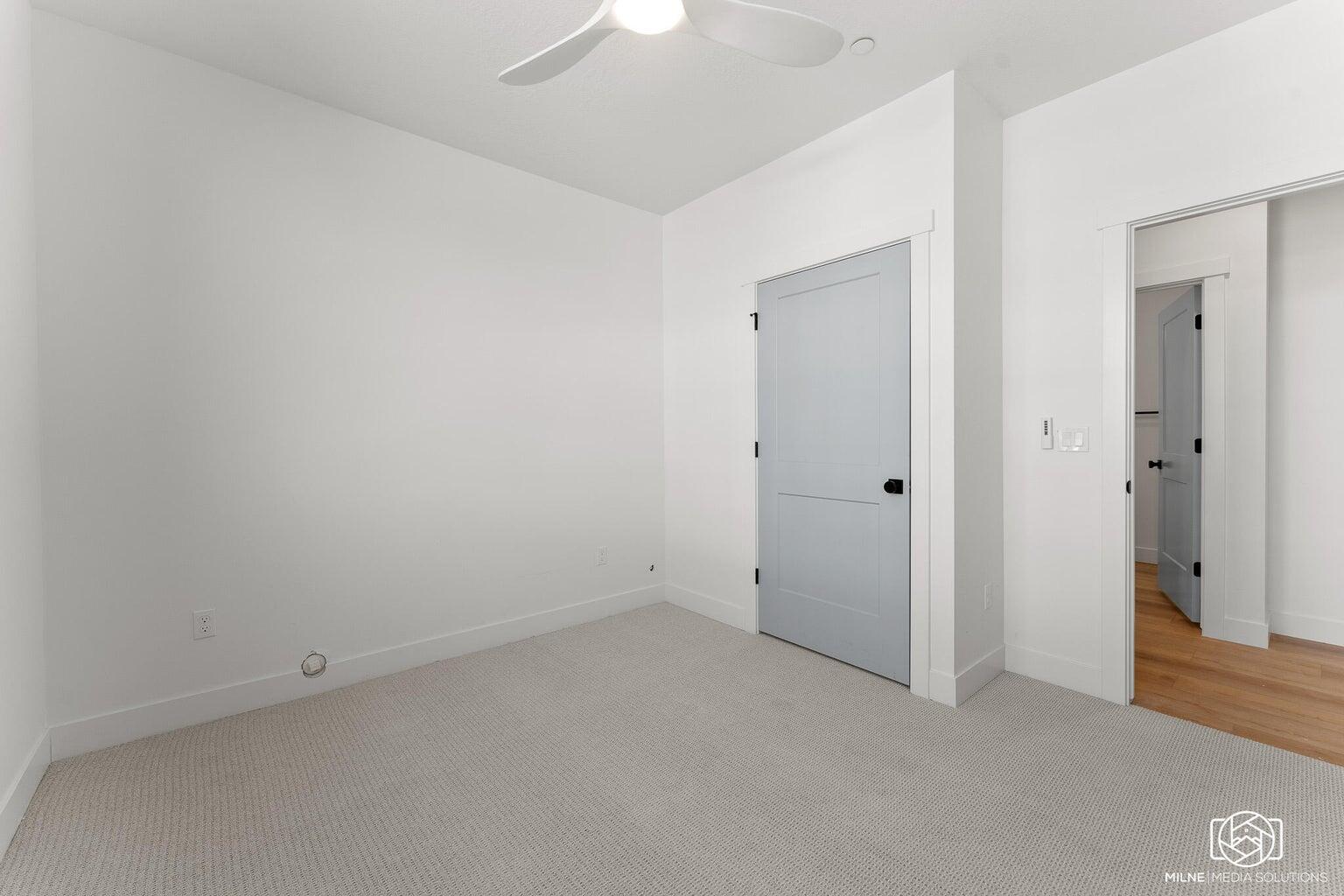 DESERT COLOR RESORT - Residential