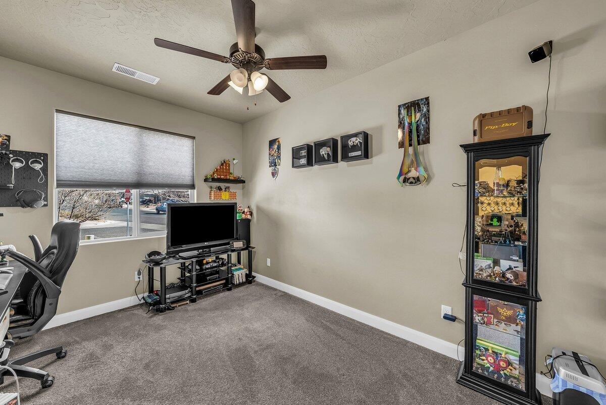 CORONADO RIDGE - Residential