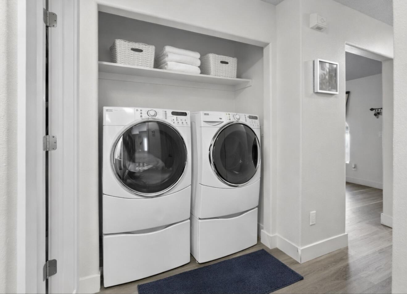 TWIN PALMS - Residential Income