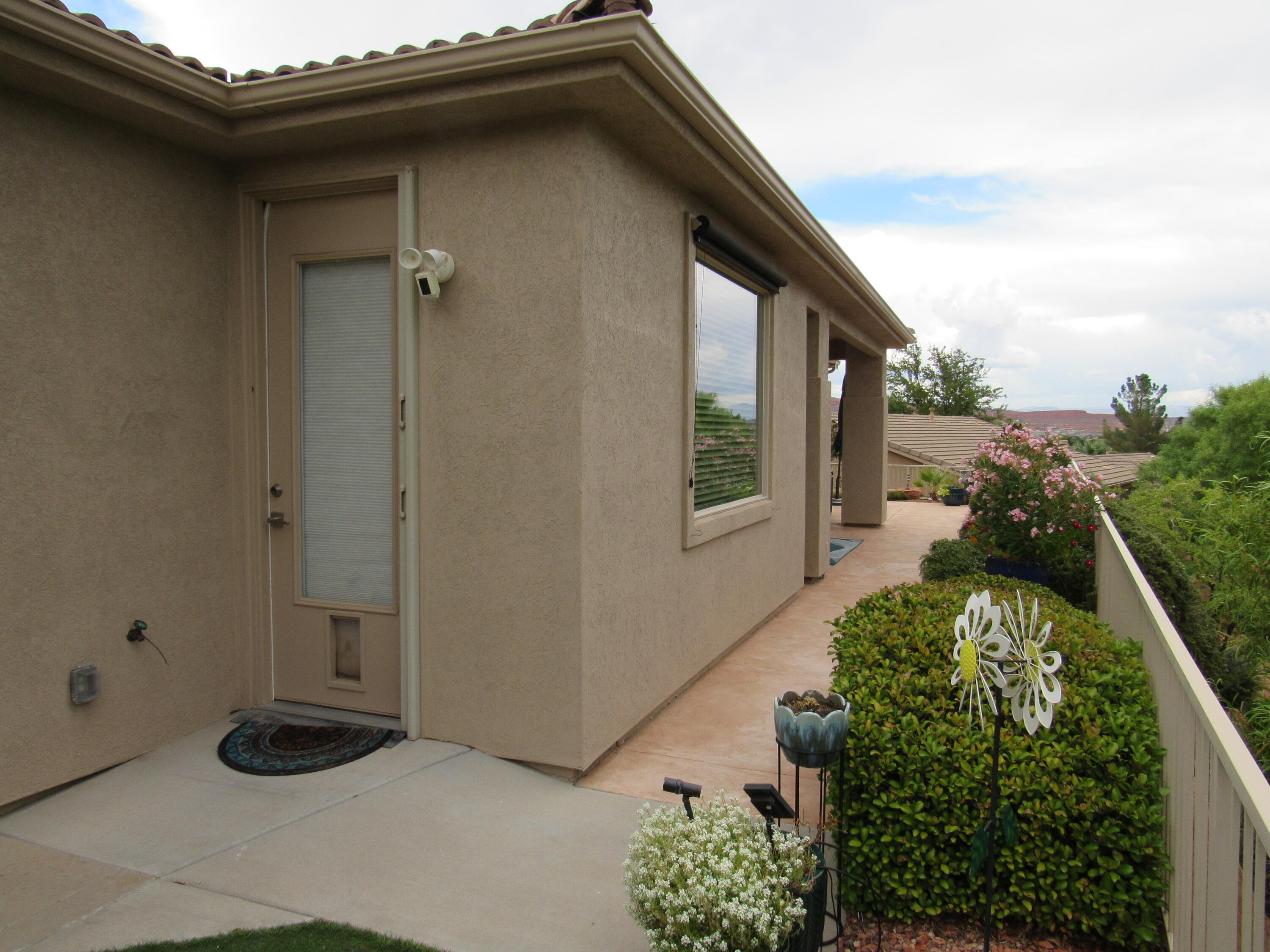 LA JOLLA HILLS AT GREEN SPRINGS - Residential