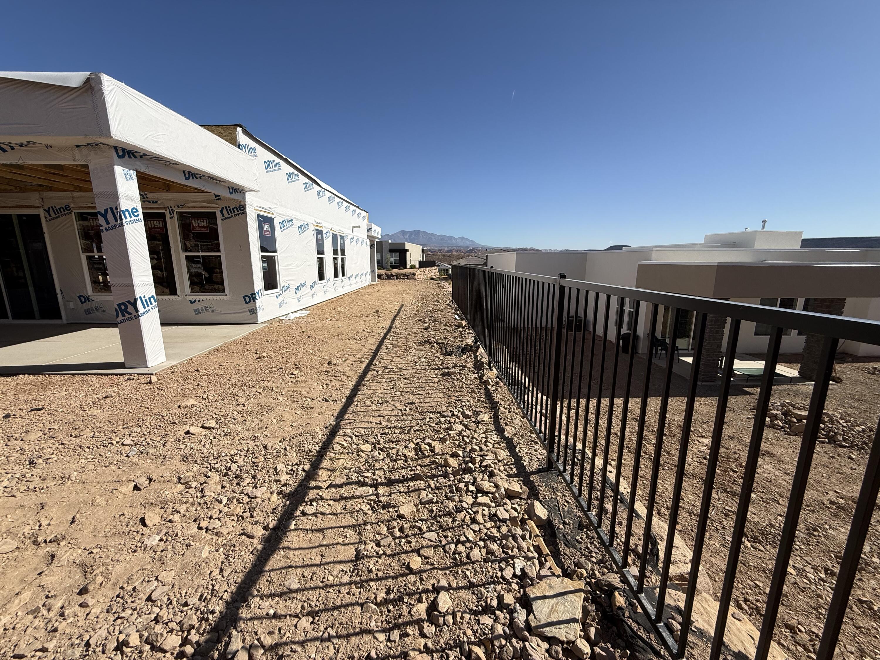 SALARNO HILLS AT DIVARIO - Residential