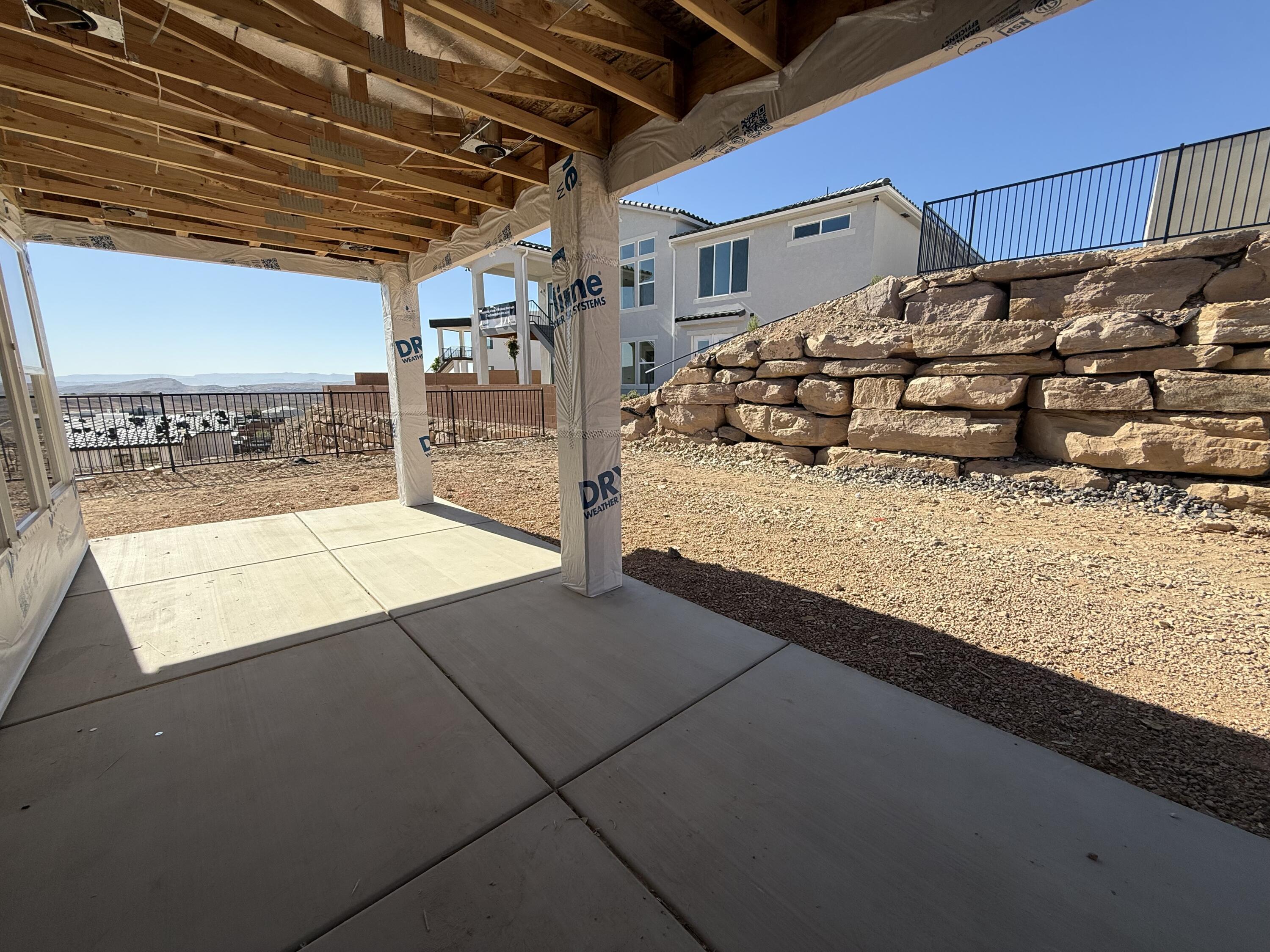 SALARNO HILLS AT DIVARIO - Residential