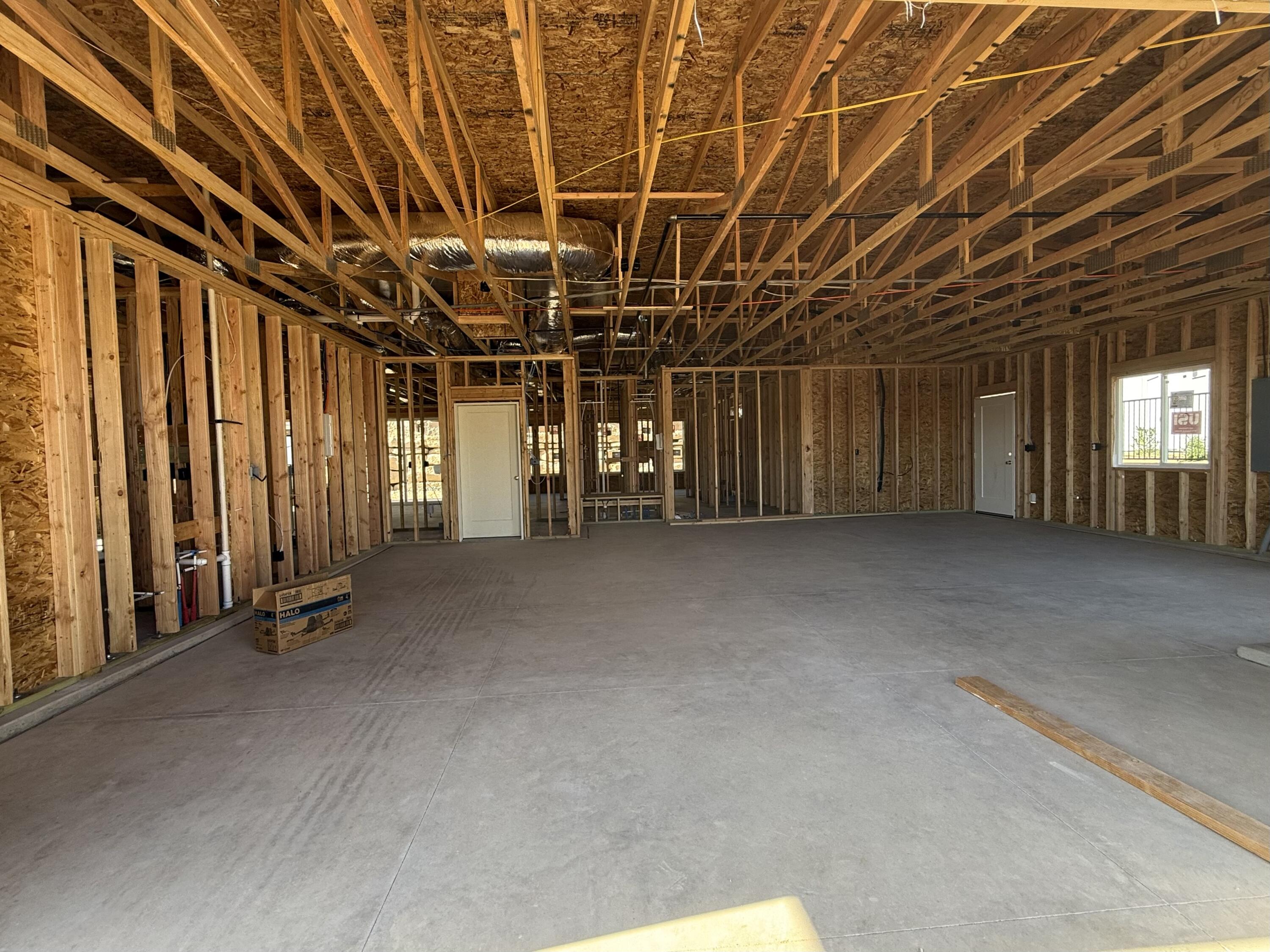 SALARNO HILLS AT DIVARIO - Residential