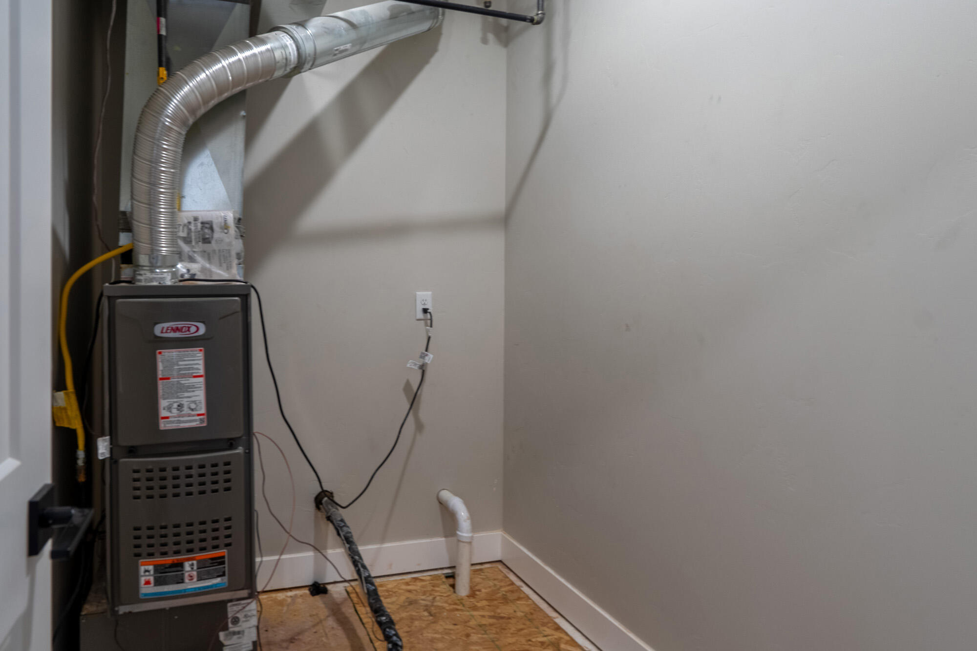 OVERLOOK AT GREEN VALLEY - Residential