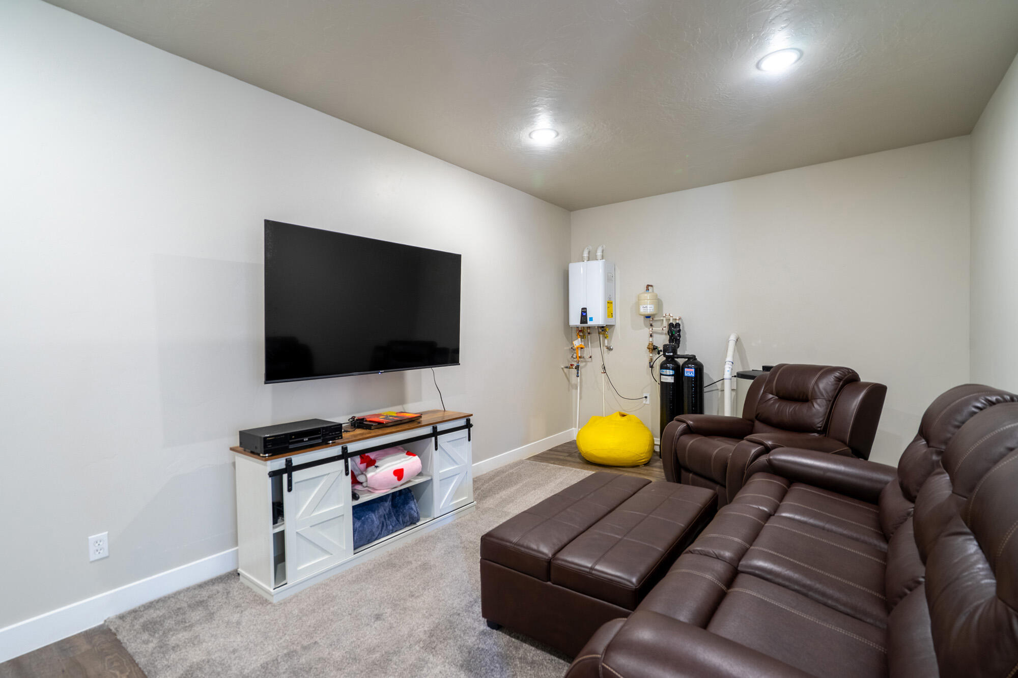 OVERLOOK AT GREEN VALLEY - Residential