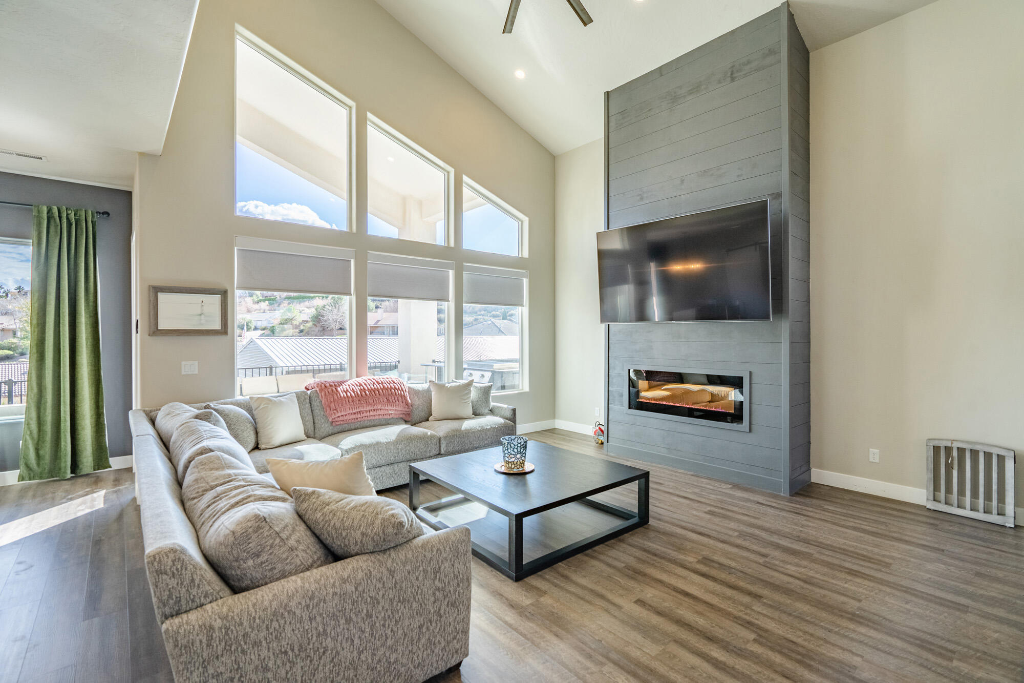 OVERLOOK AT GREEN VALLEY - Residential