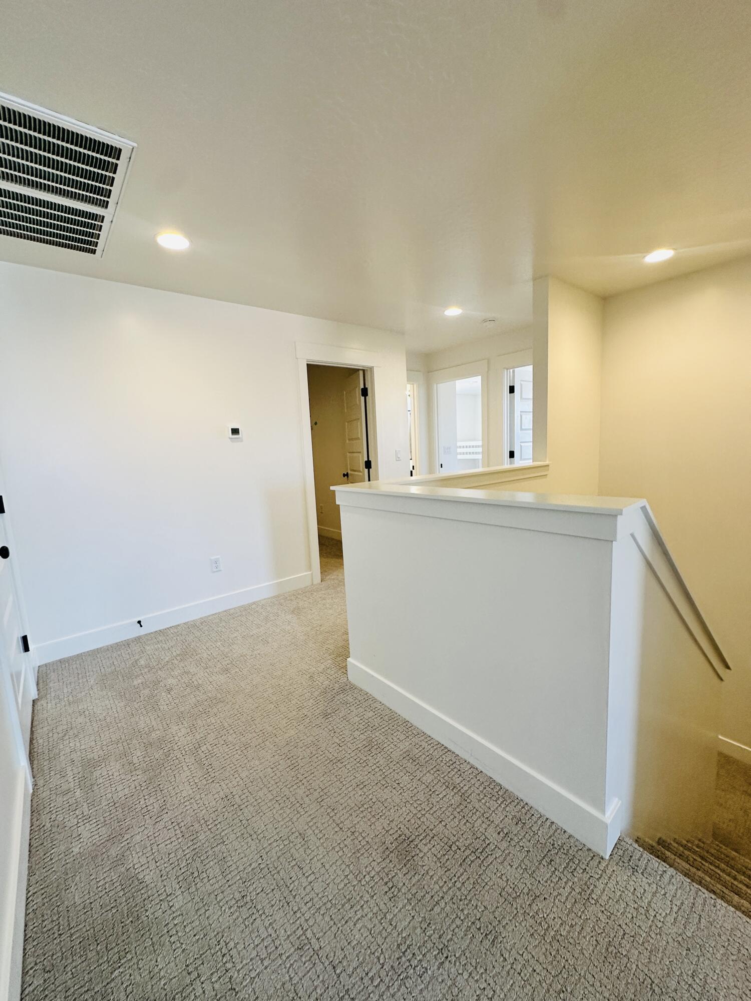 WHITE HILLS SUB - Residential