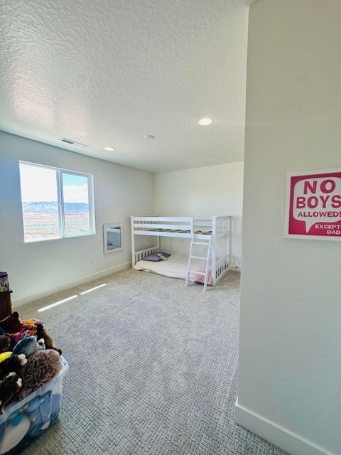 Tiny photo for 1370 HONEYCOMB DR, Saint George, UT 84790 (MLS # 26-271895)