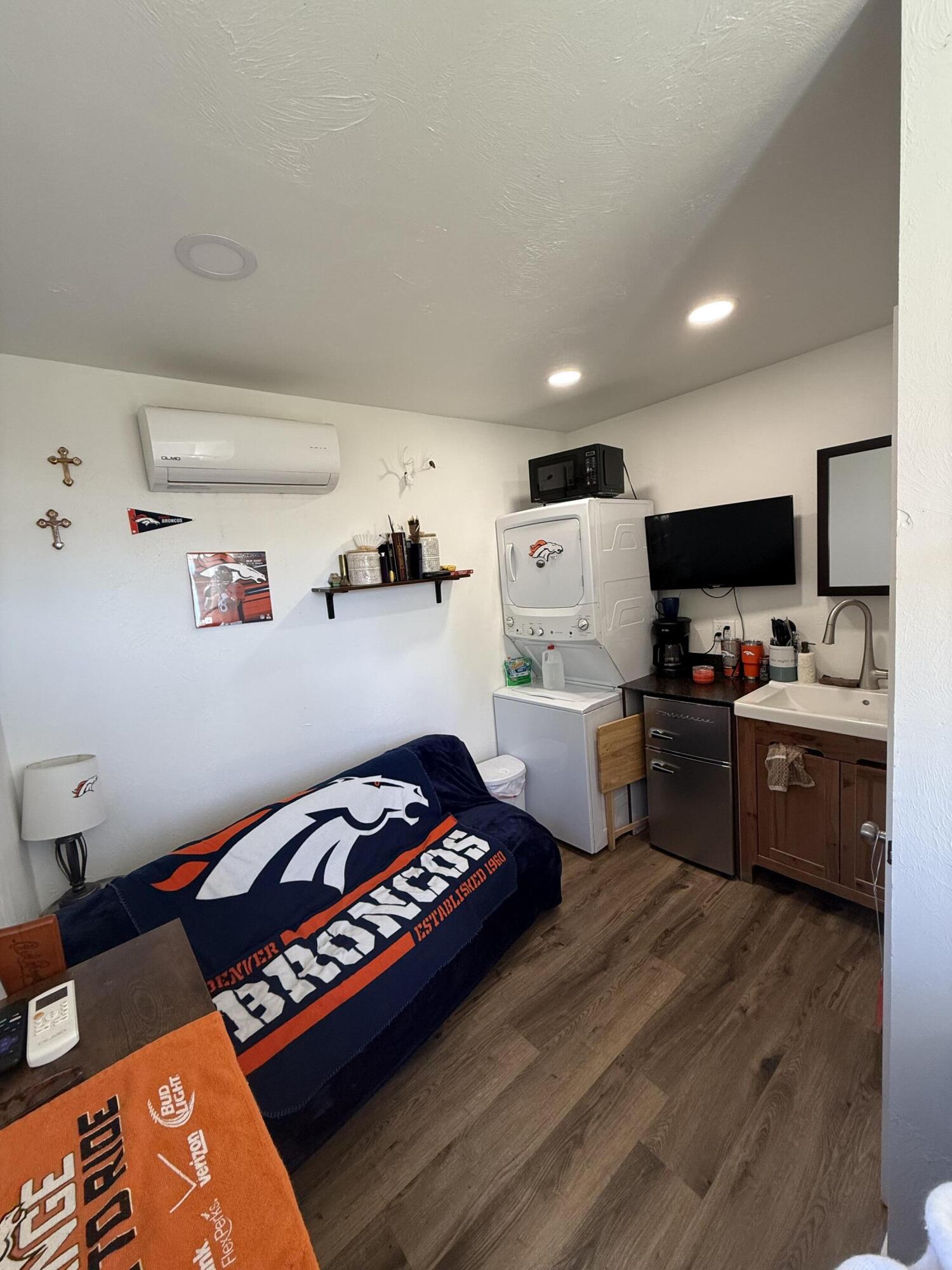 RACING RANCH MOBILE HM ESTATES - Residential