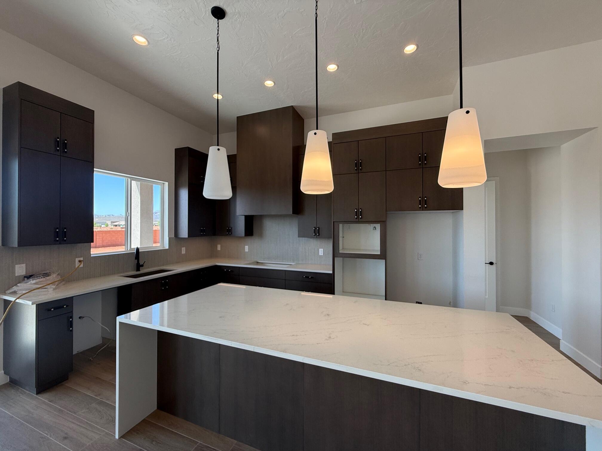 ONYX VALLEY - Residential