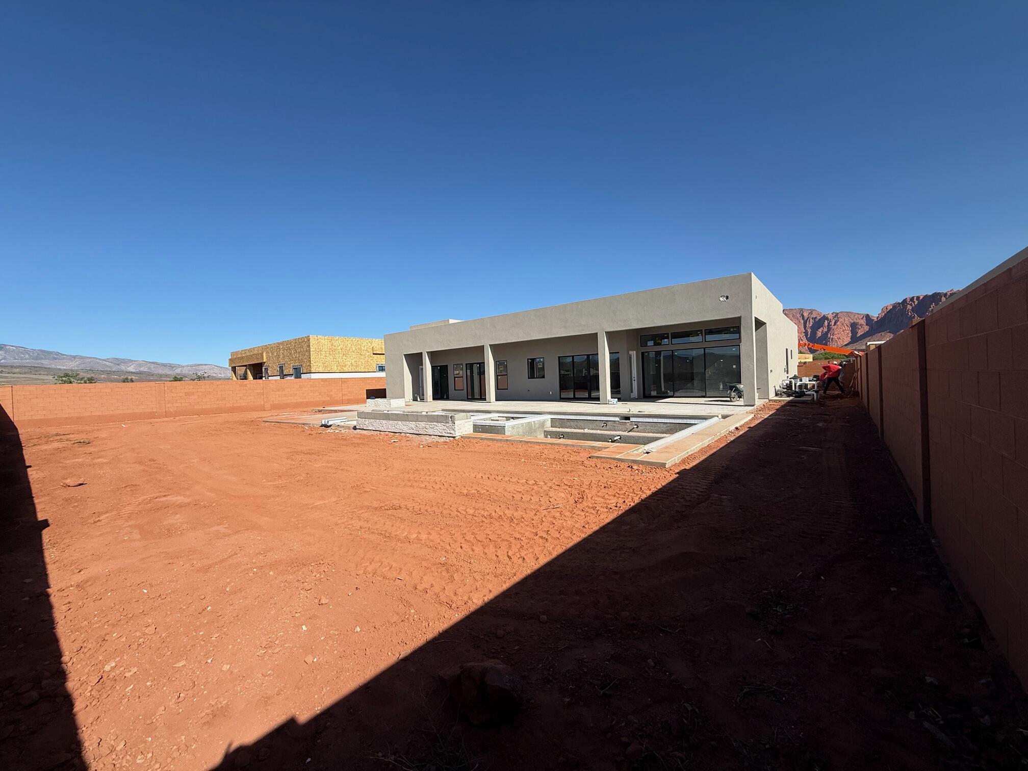 ONYX VALLEY - Residential