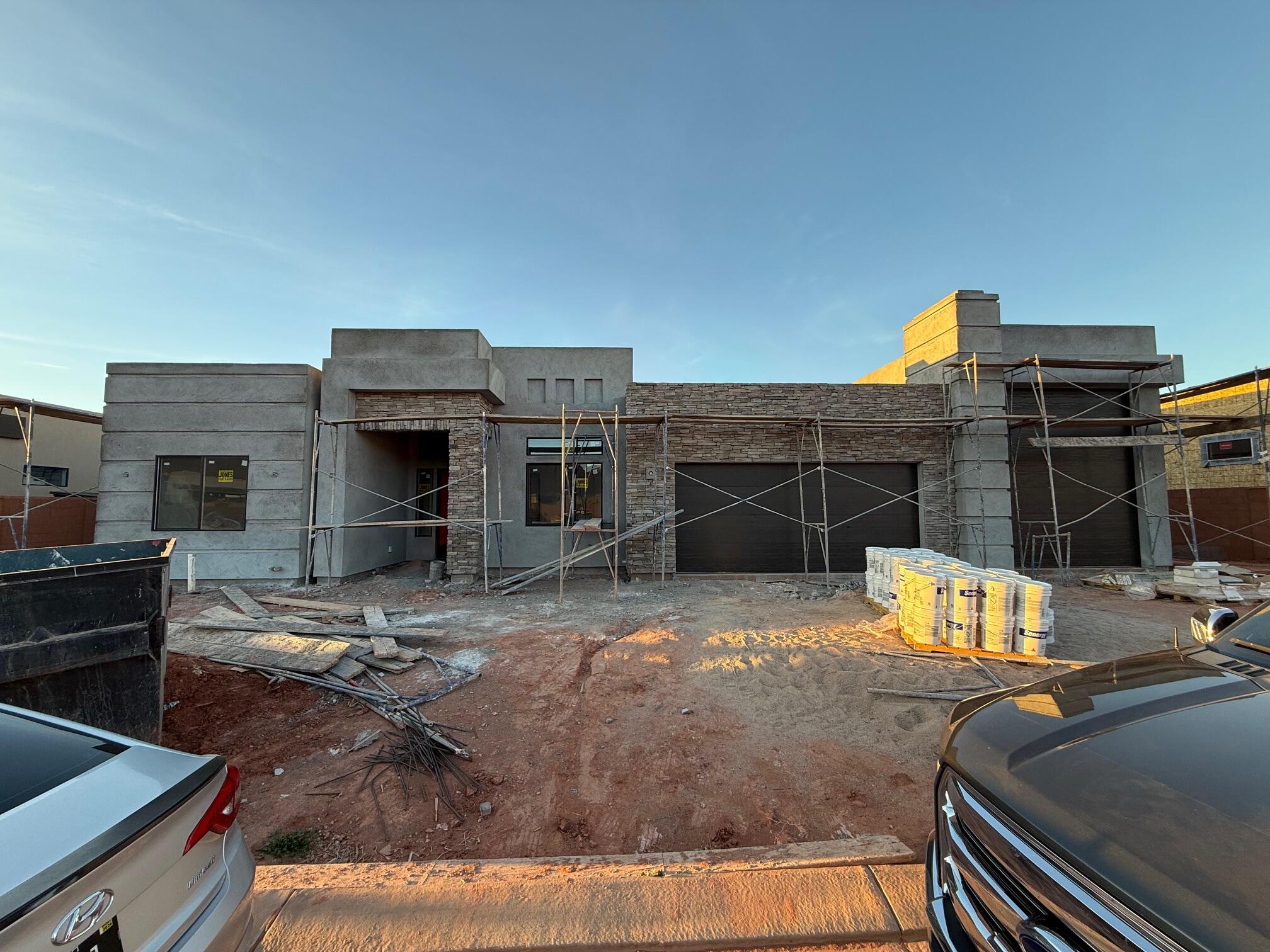 ONYX VALLEY - Residential