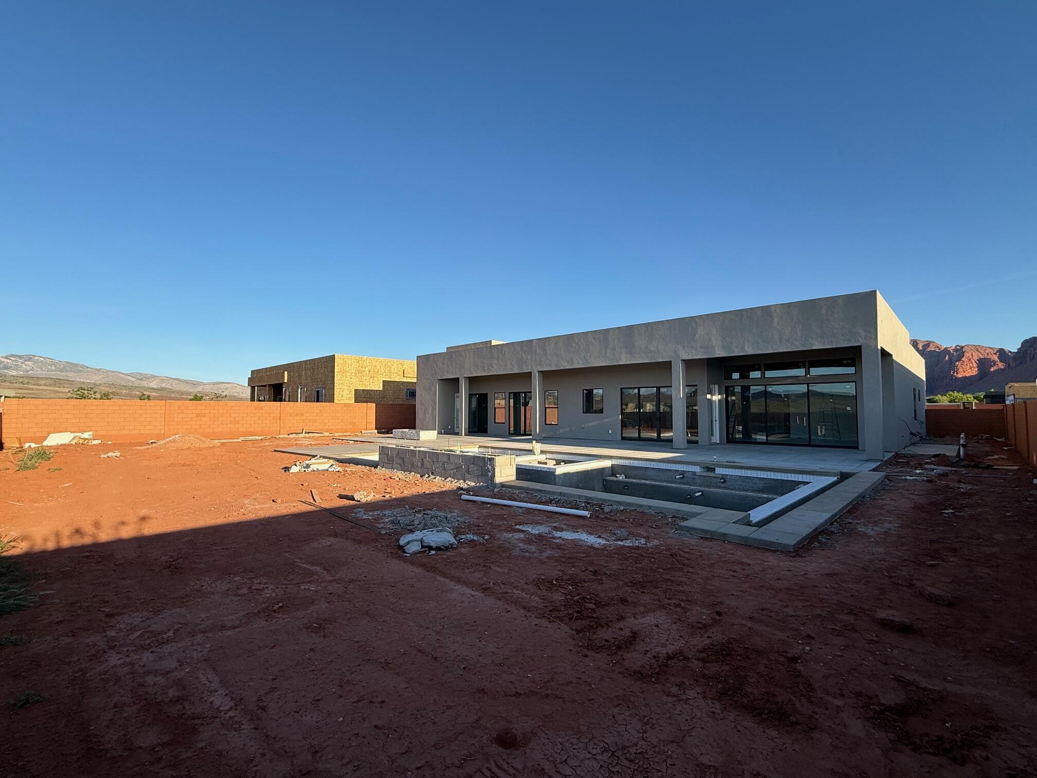 ONYX VALLEY - Residential