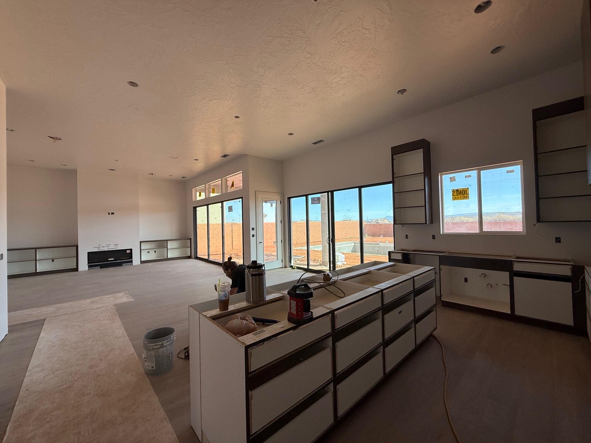 ONYX VALLEY - Residential