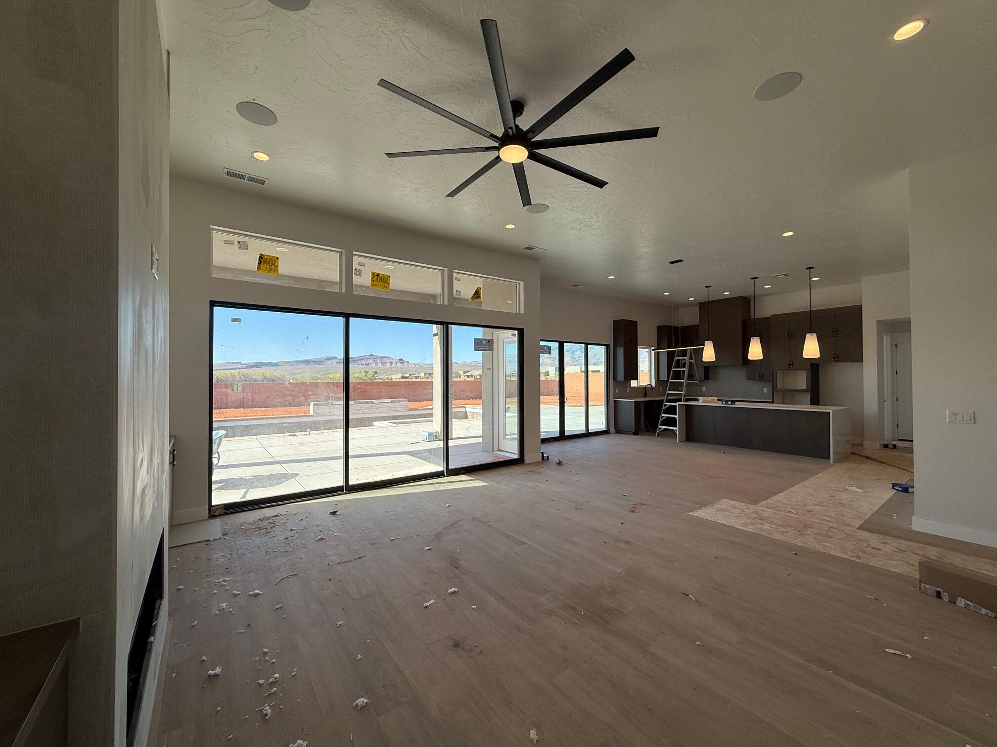 ONYX VALLEY - Residential