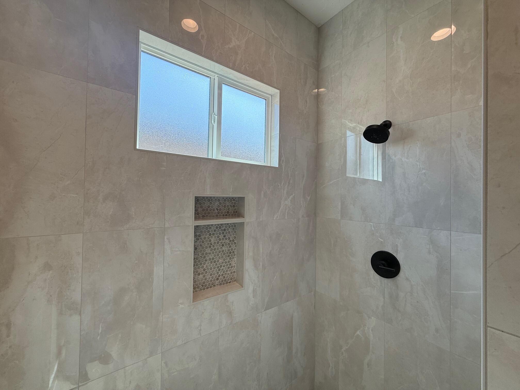 ONYX VALLEY - Residential