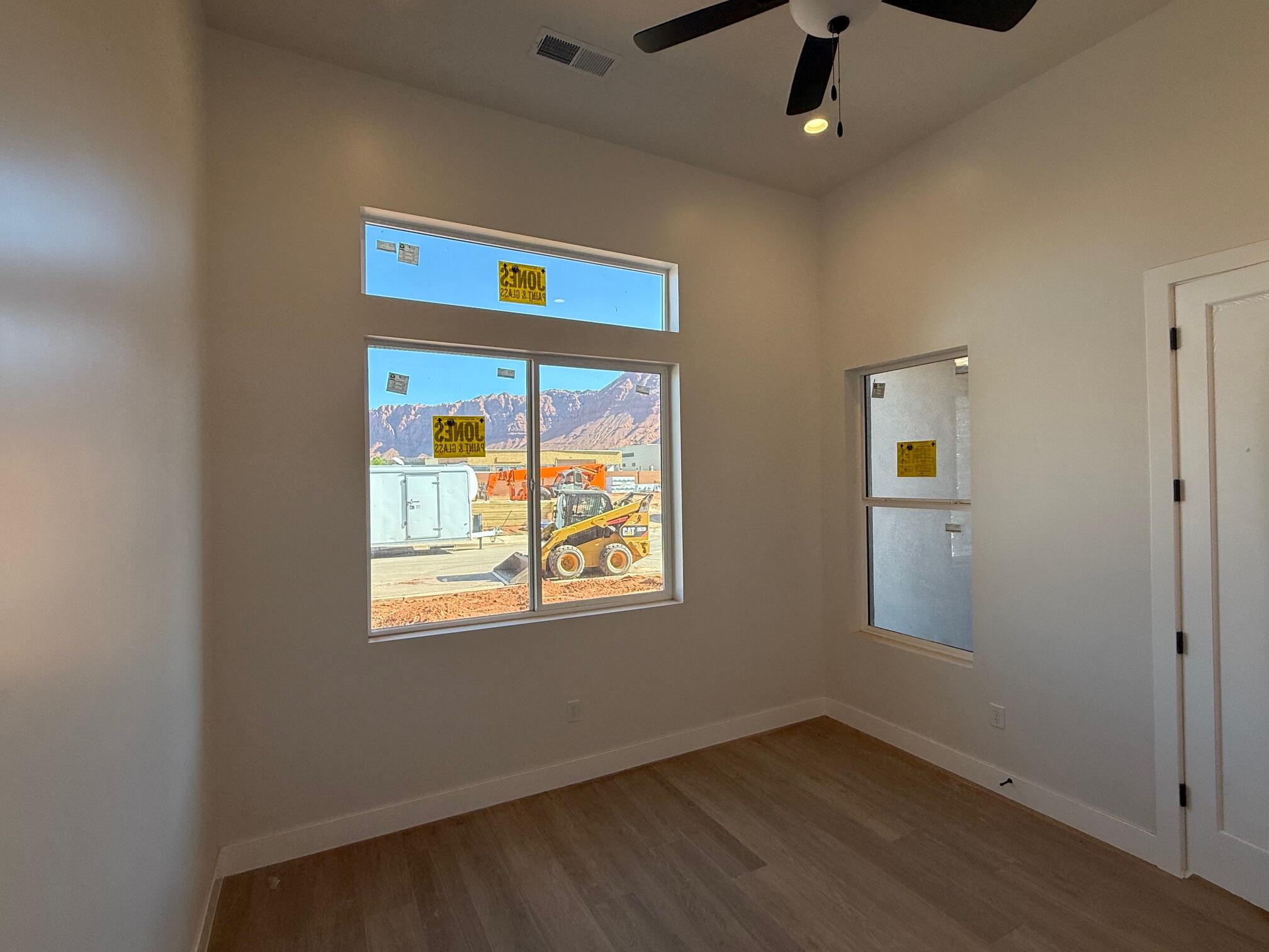 ONYX VALLEY - Residential