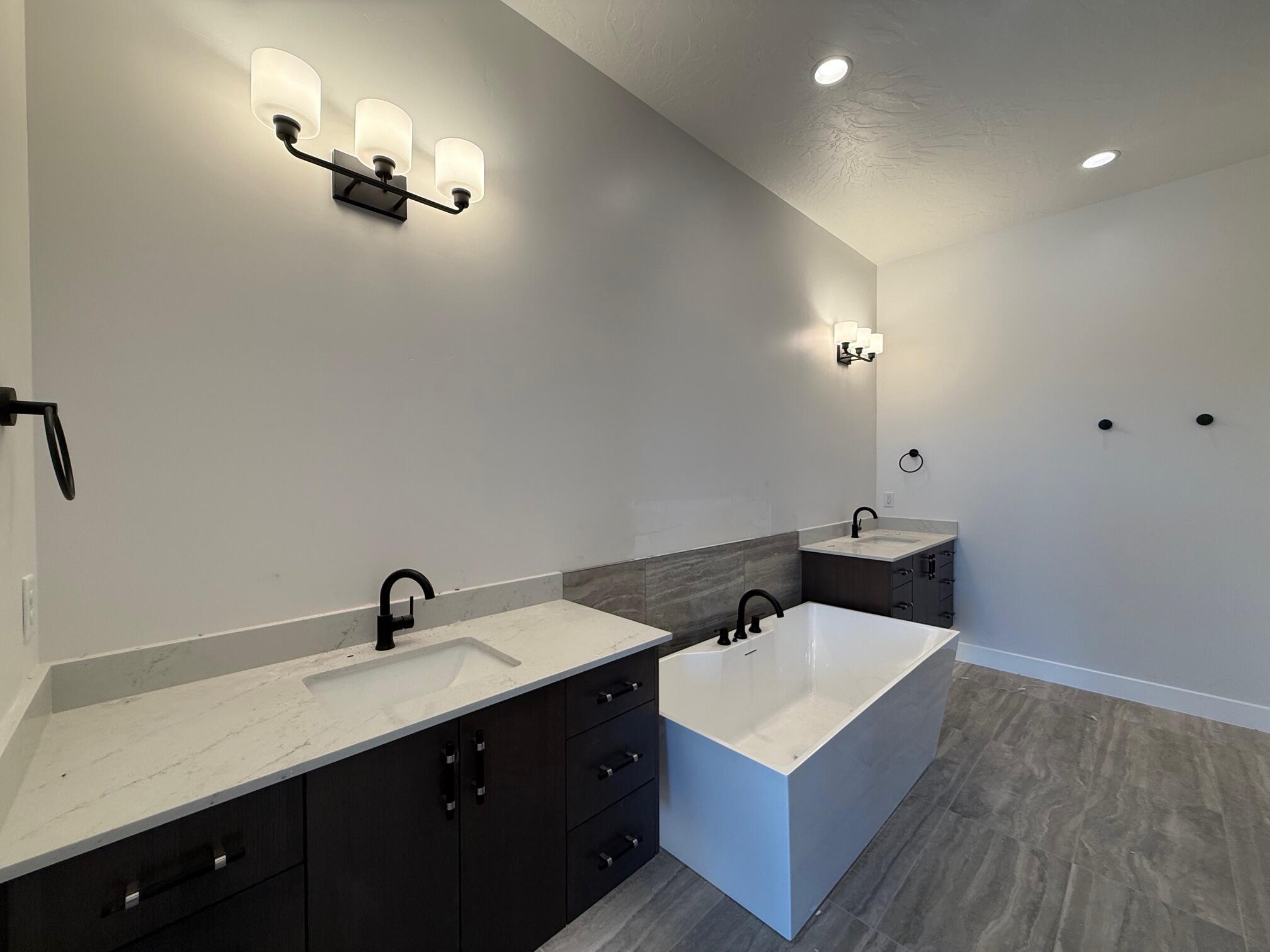 ONYX VALLEY - Residential