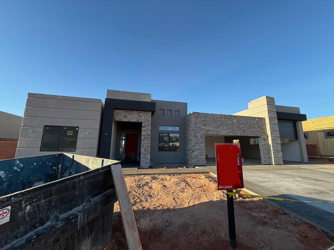 ONYX VALLEY - Residential