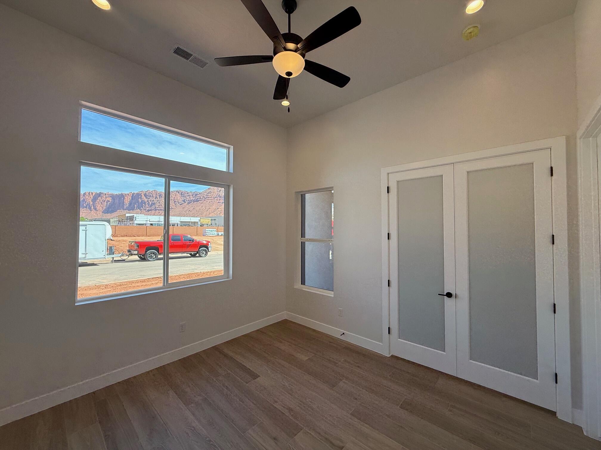 ONYX VALLEY - Residential