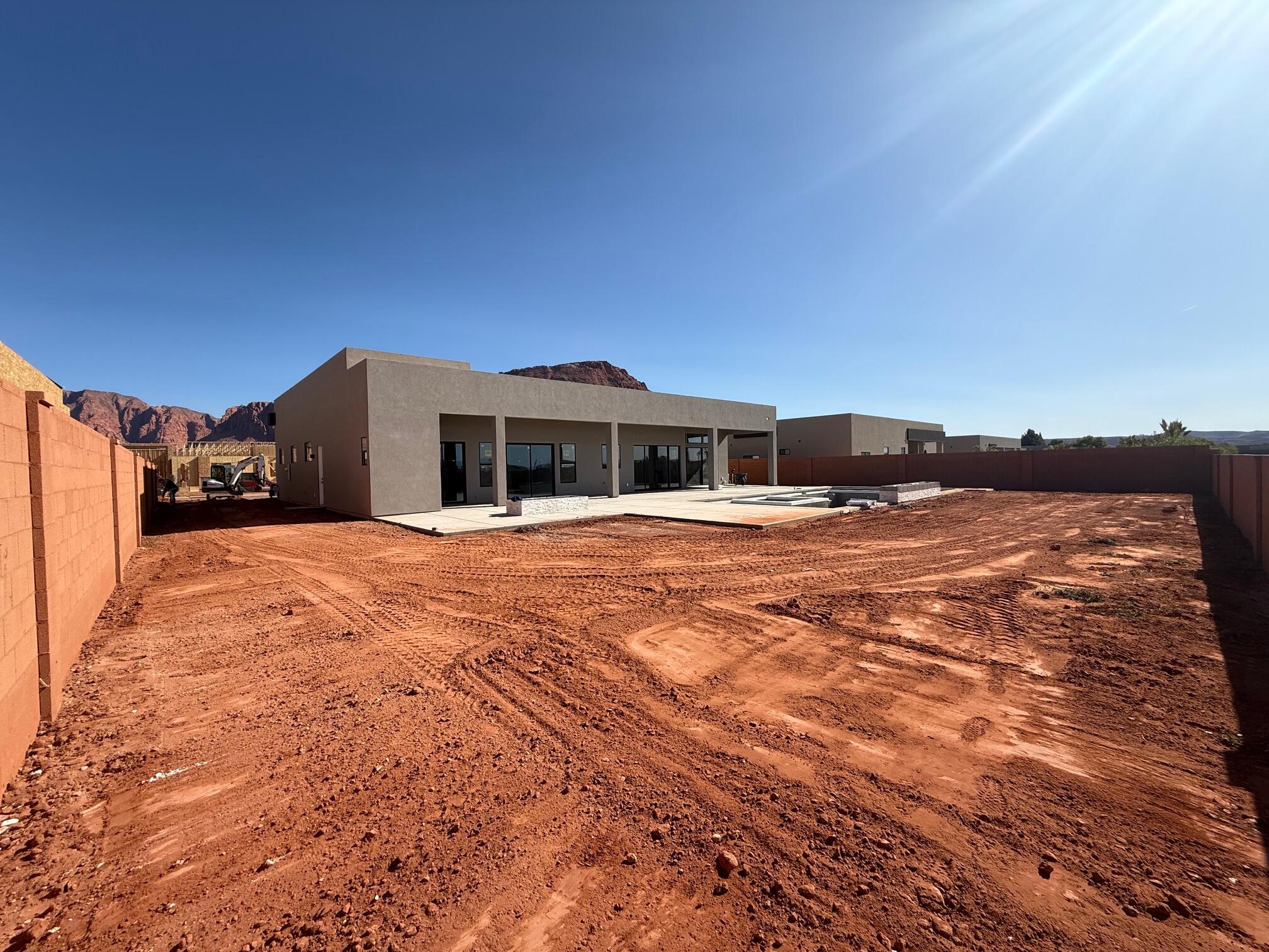 ONYX VALLEY - Residential