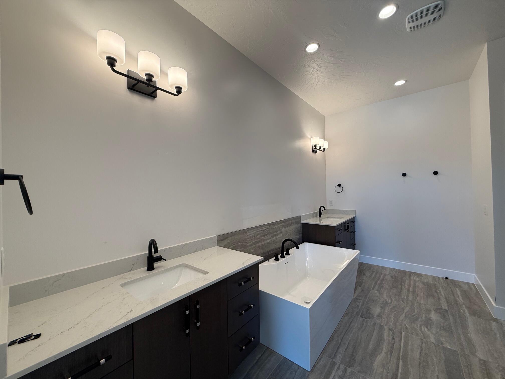 ONYX VALLEY - Residential