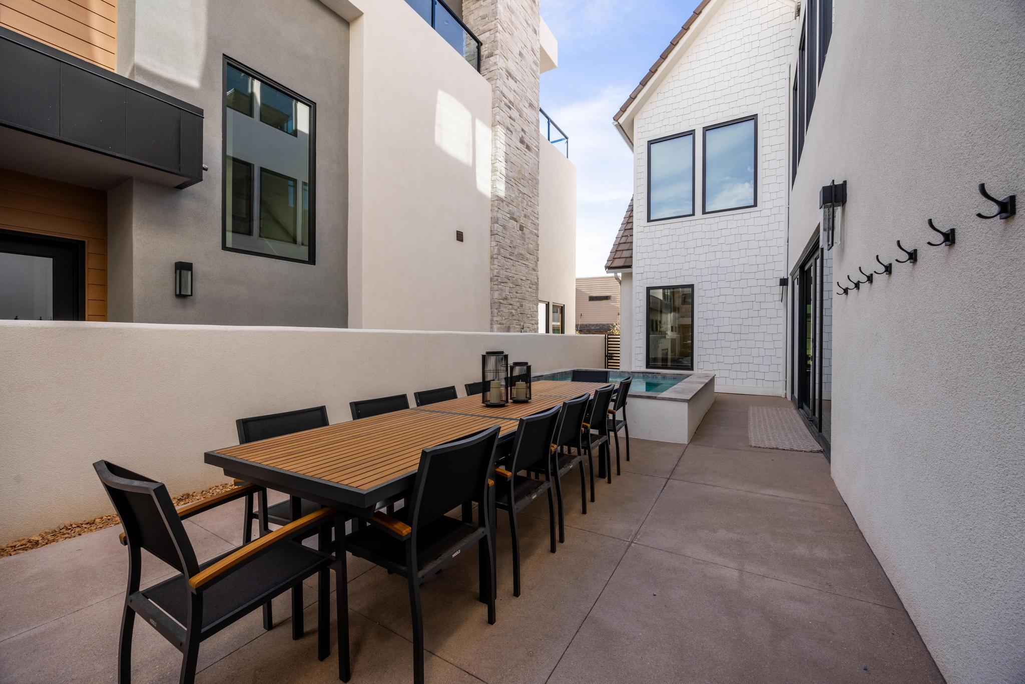 DESERT COLOR RESORT - Residential