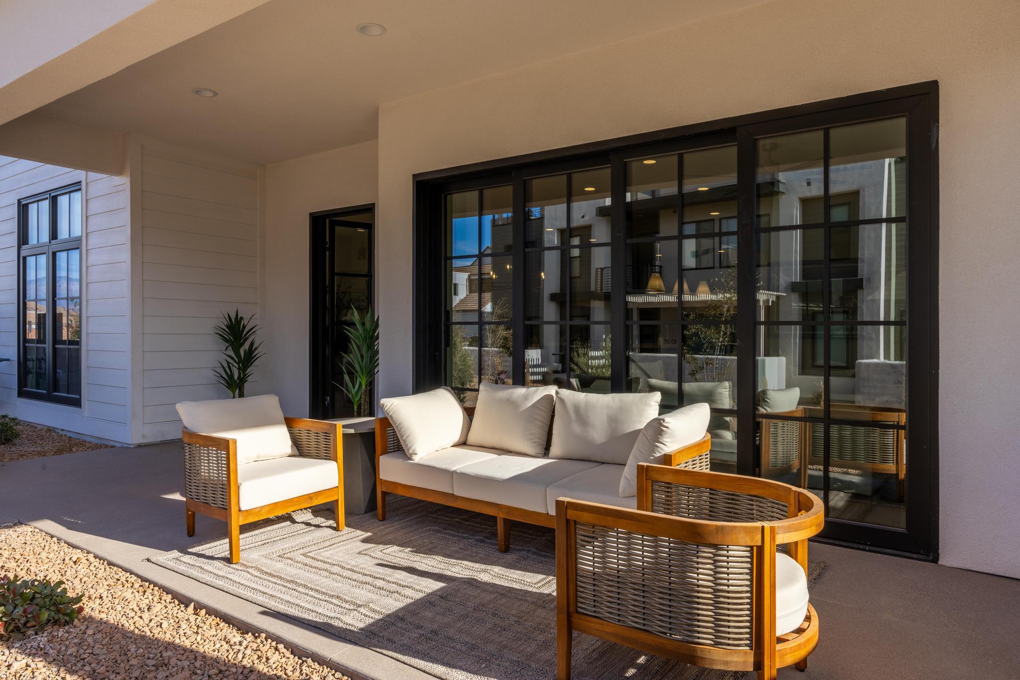 DESERT COLOR RESORT - Residential