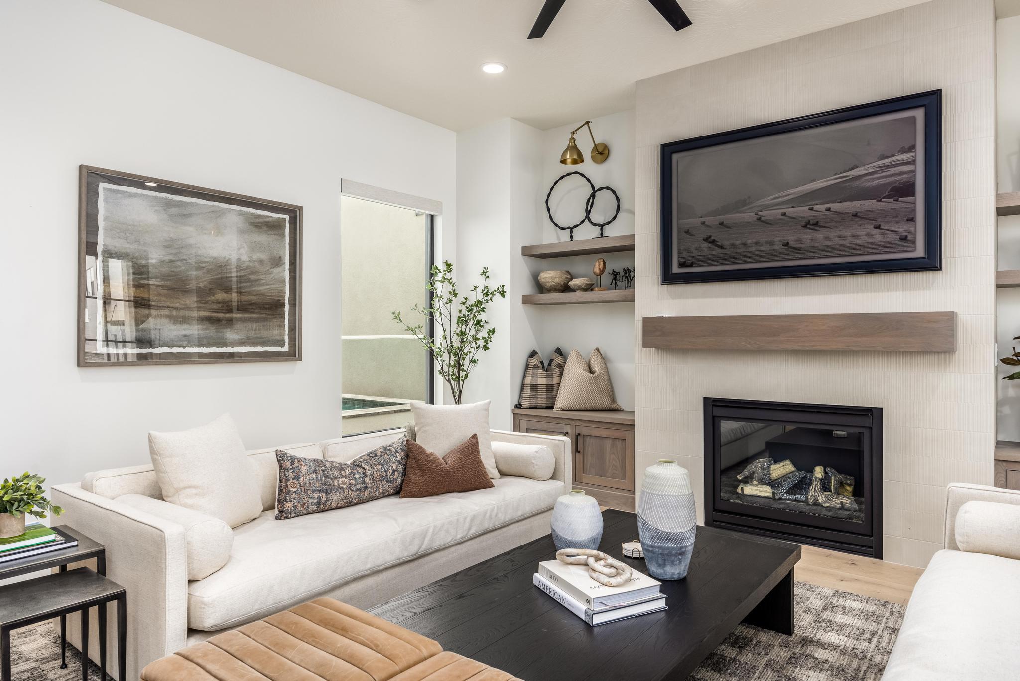 DESERT COLOR RESORT - Residential