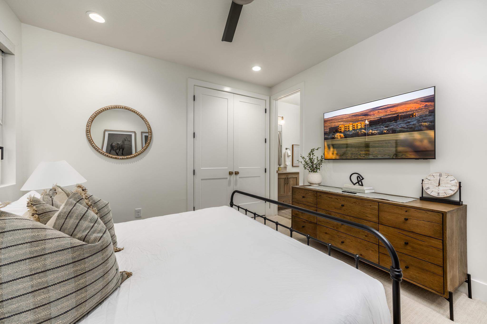 DESERT COLOR RESORT - Residential