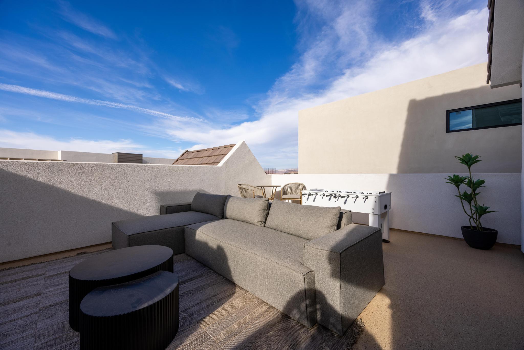 DESERT COLOR RESORT - Residential