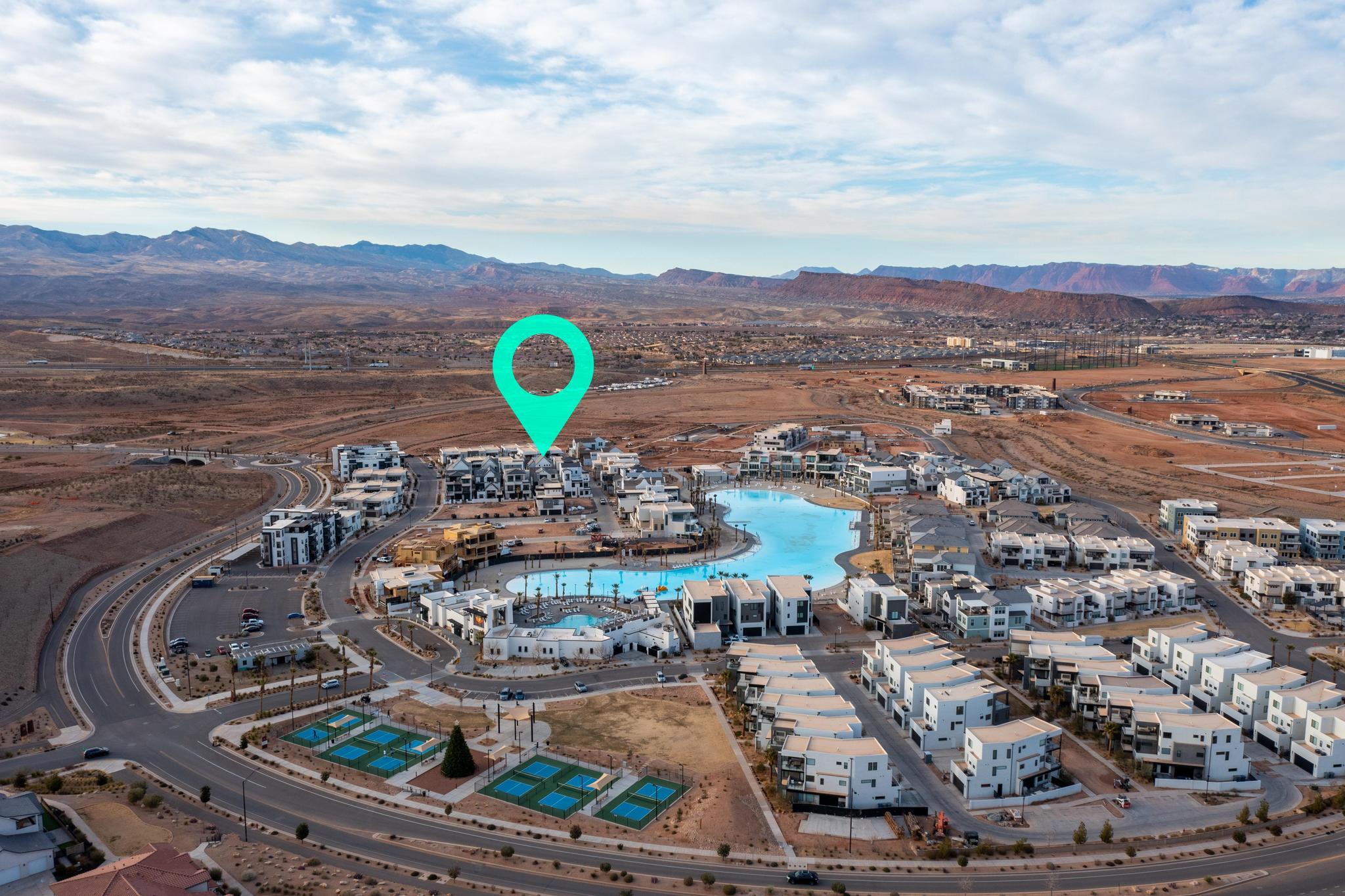 DESERT COLOR RESORT - Residential