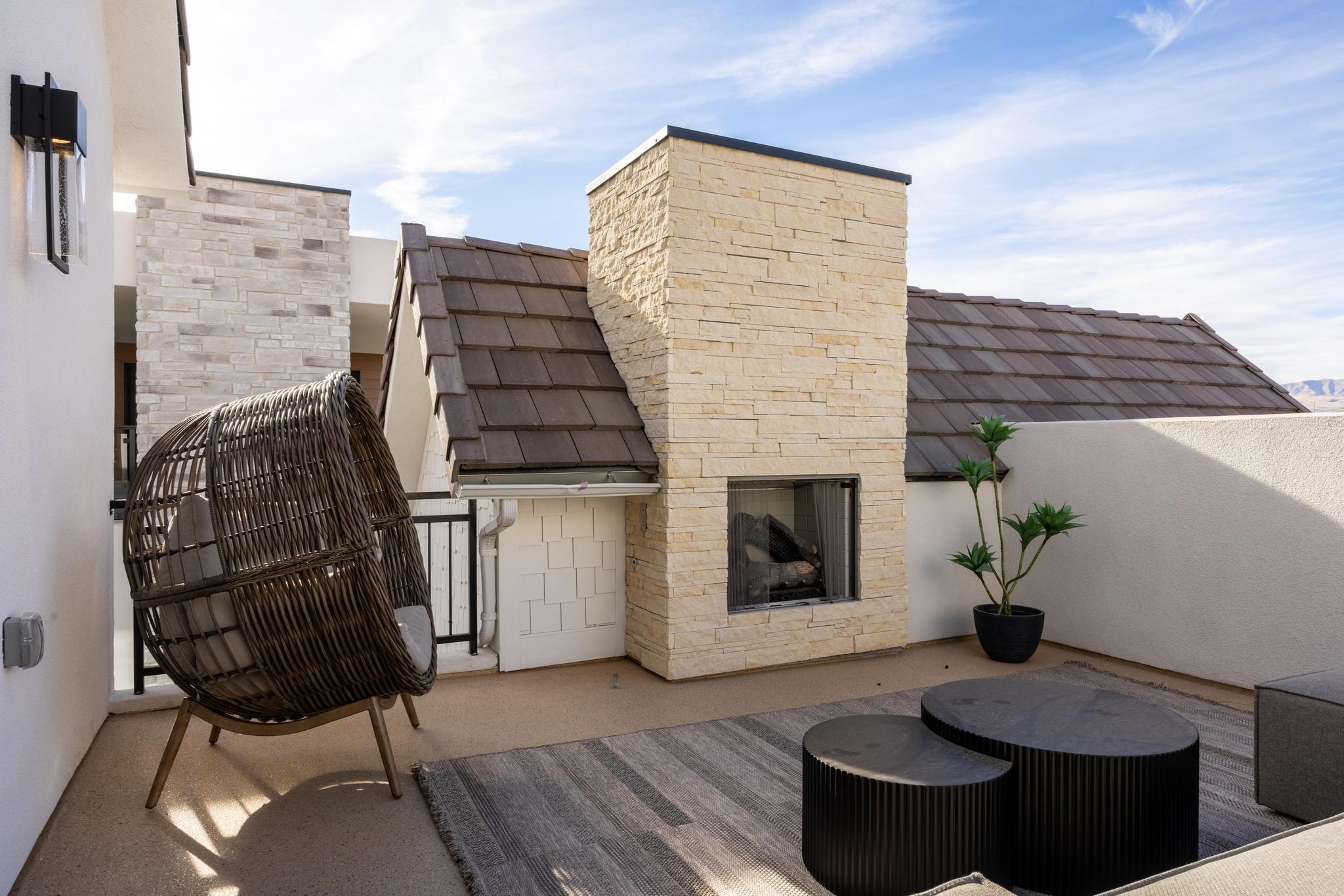 DESERT COLOR RESORT - Residential