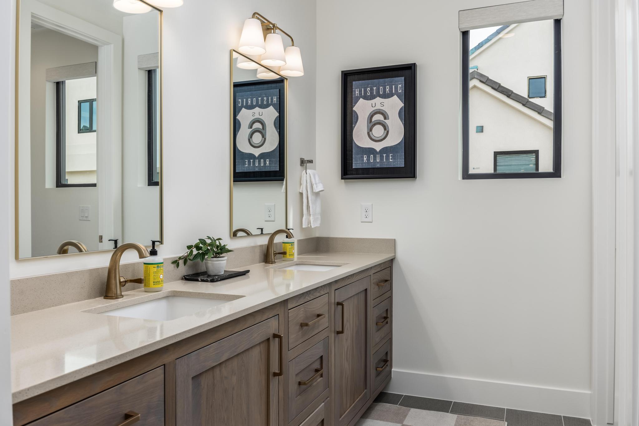 DESERT COLOR RESORT - Residential