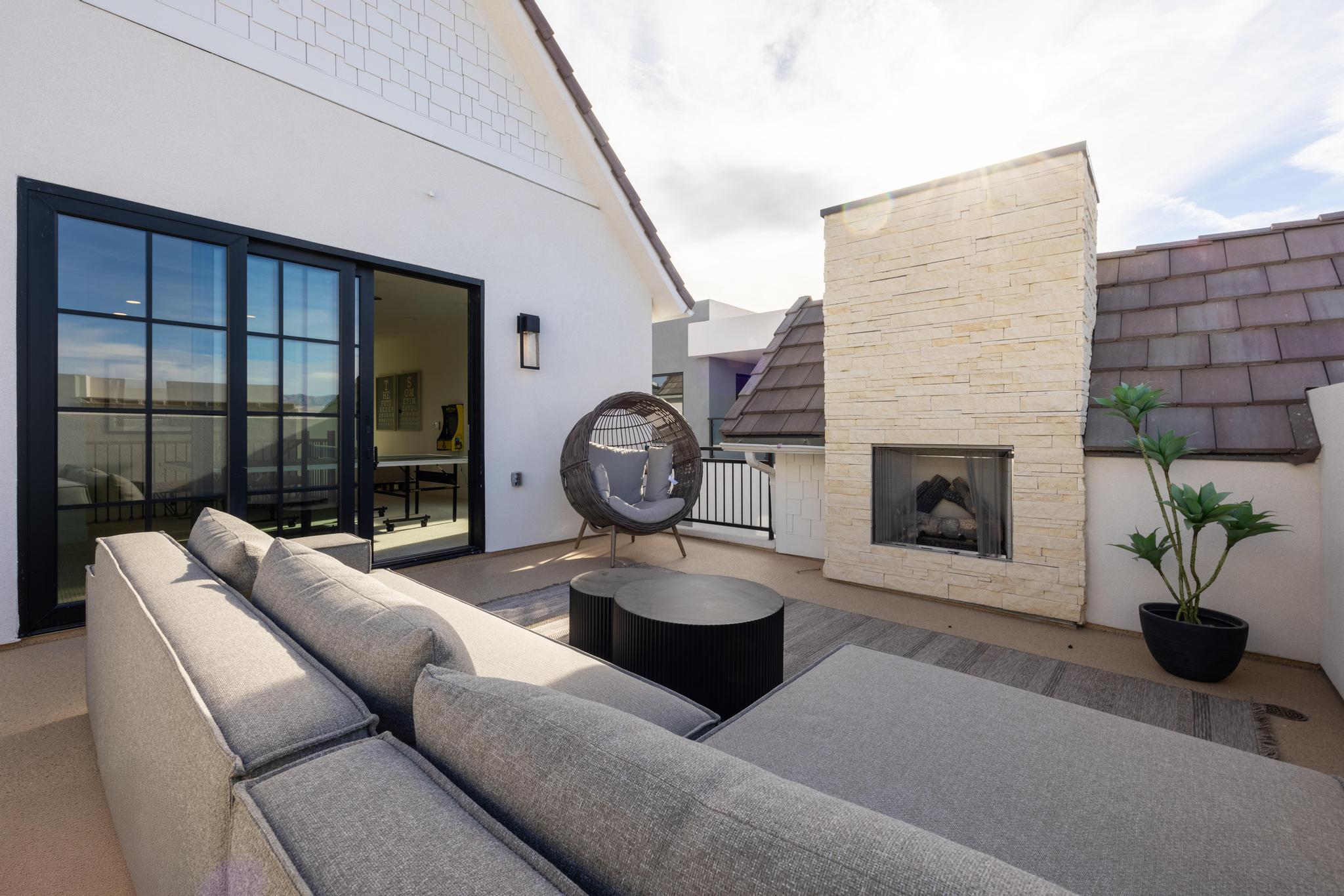 DESERT COLOR RESORT - Residential