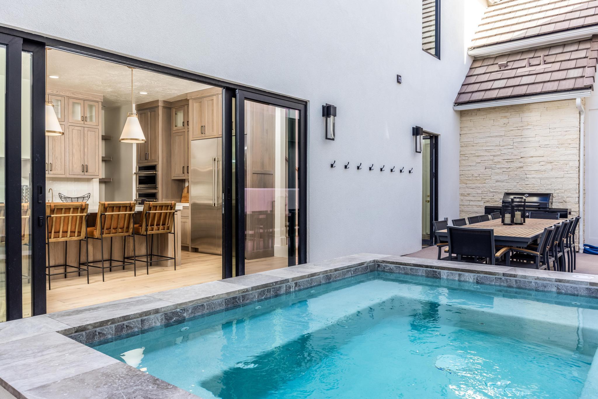 DESERT COLOR RESORT - Residential