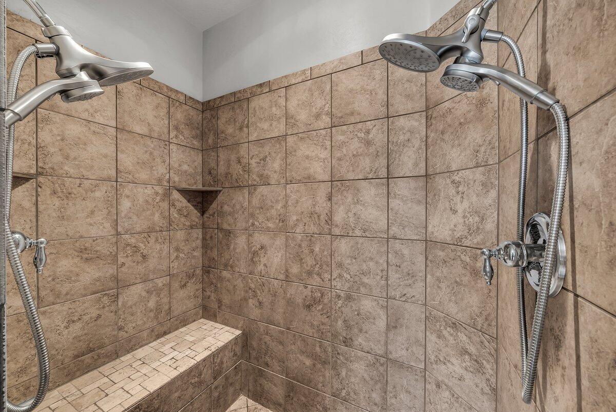 RED BUTTE - Residential