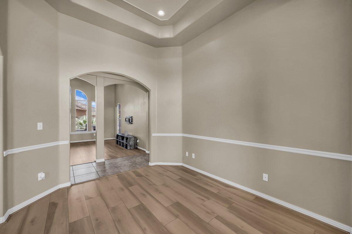 RED BUTTE - Residential