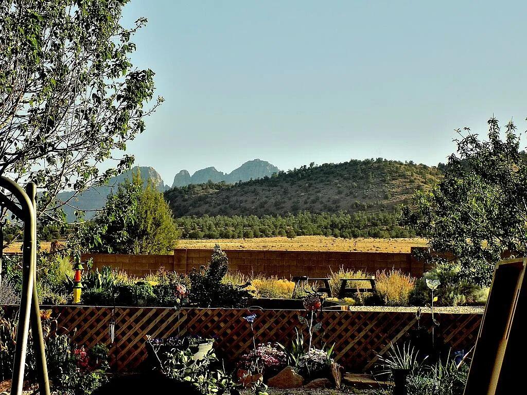 CEDAR POINT - Residential