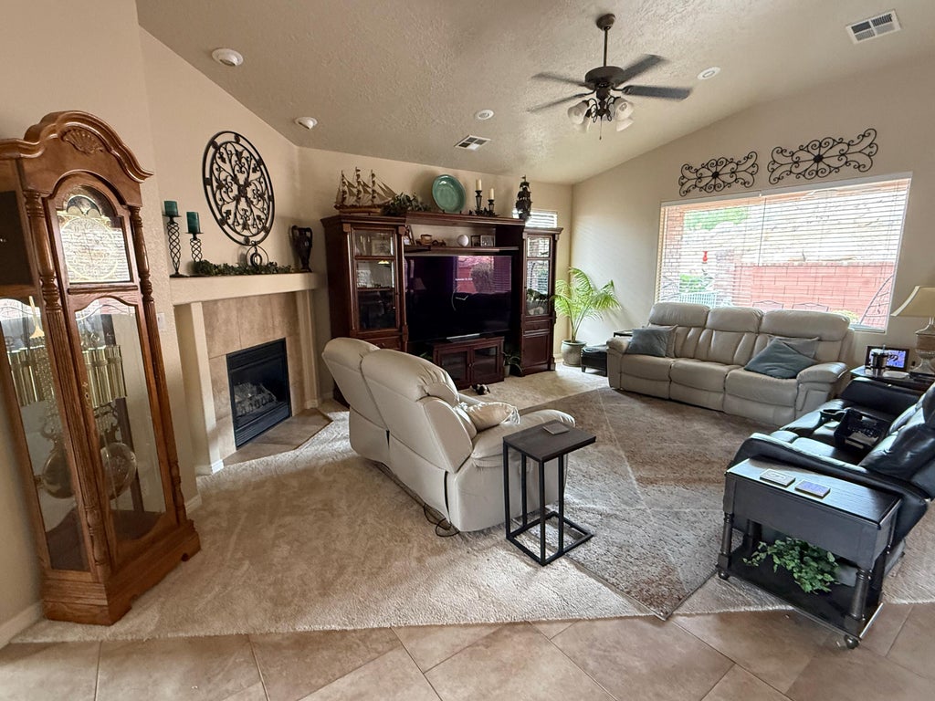 Photo of 601 Rolling Hills DR, Saint George, UT 84770 (MLS # 26-276863)