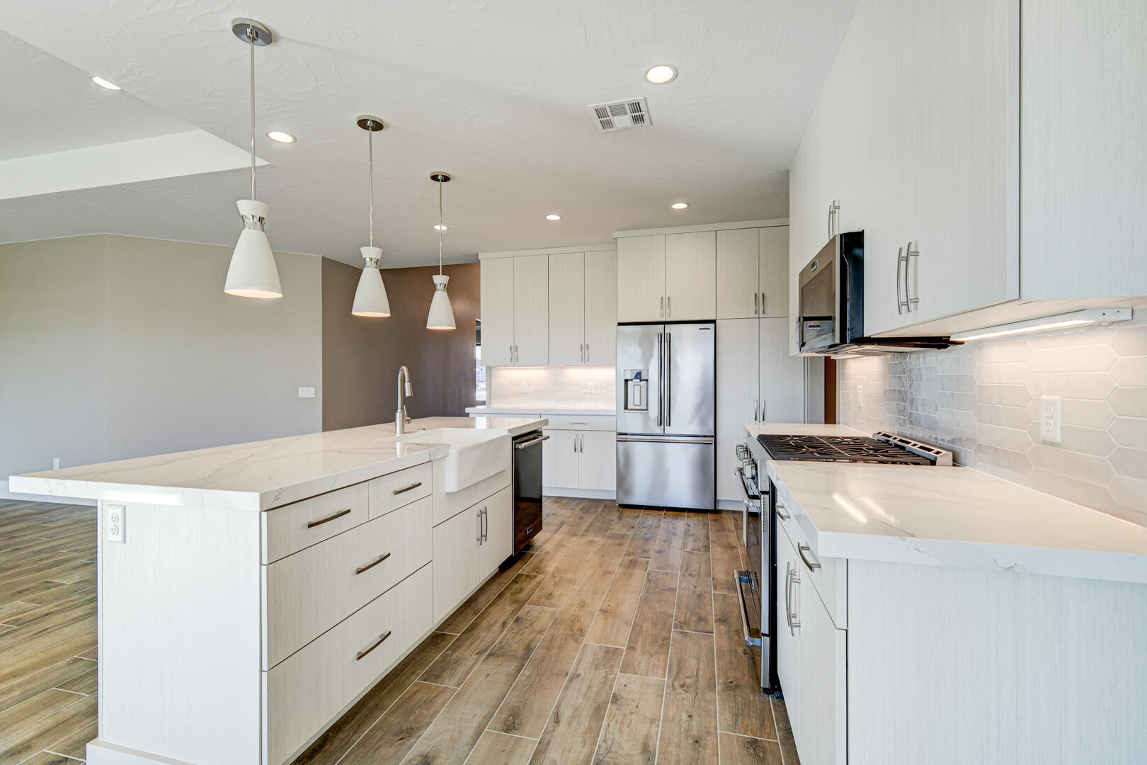 SOLACE AT SANTA CLARA - Residential