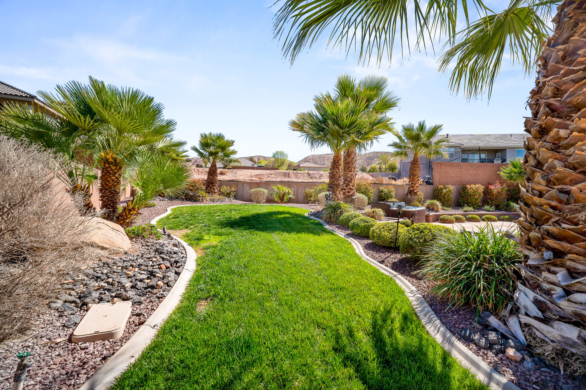 SILVER FALLS AT WASHINGTON BENCH - Residential