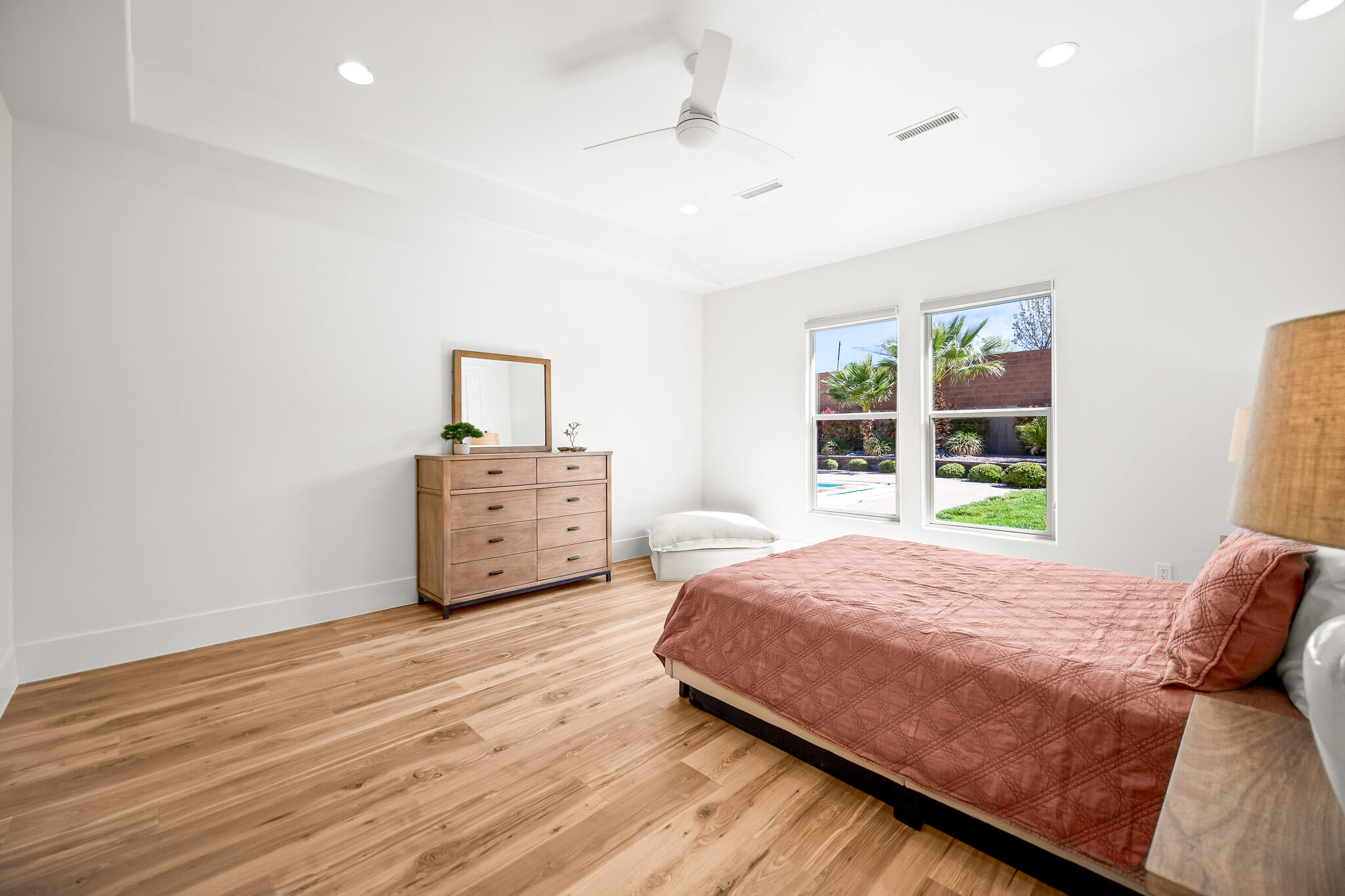 SILVER FALLS AT WASHINGTON BENCH - Residential