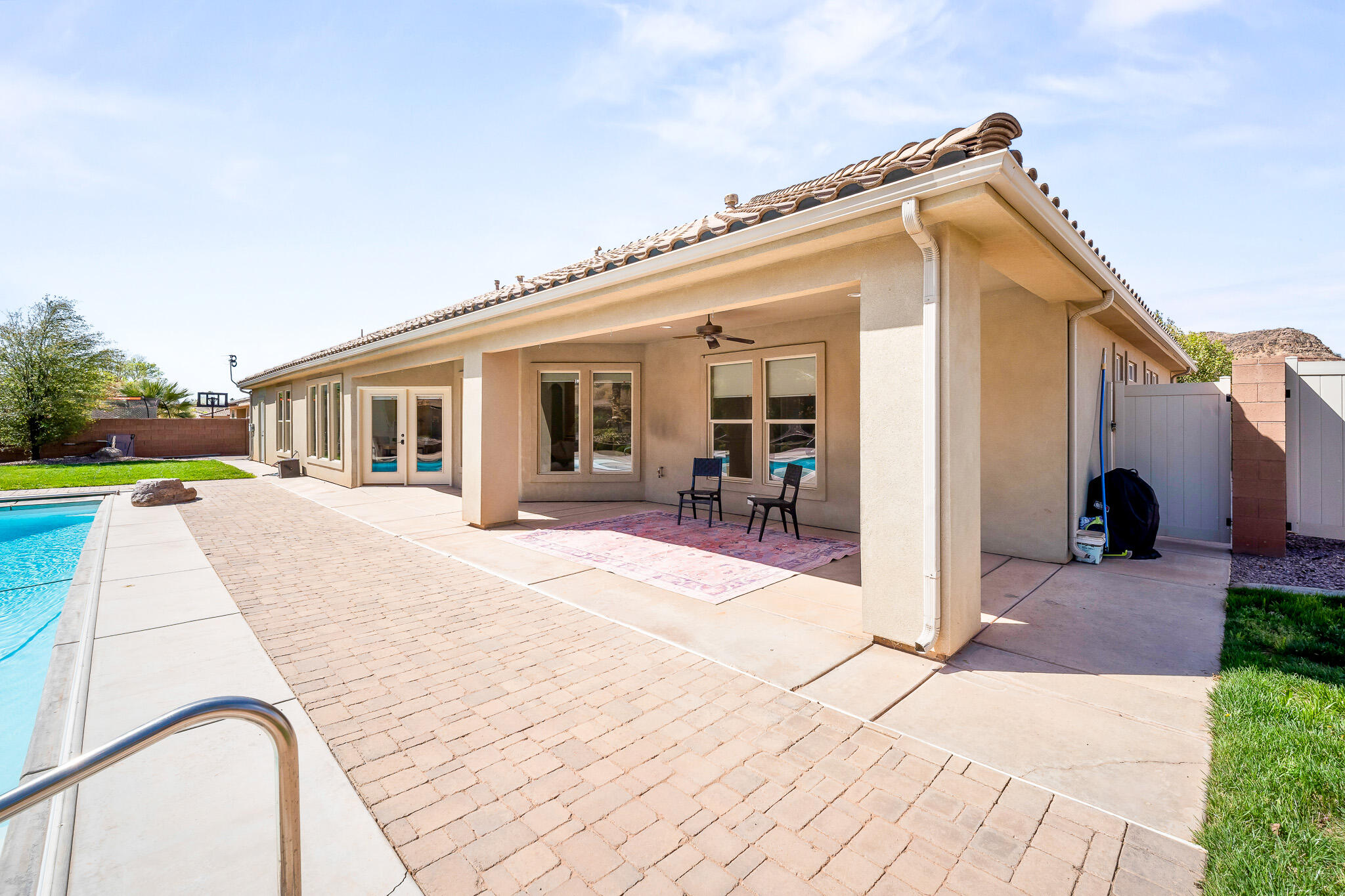 SILVER FALLS AT WASHINGTON BENCH - Residential